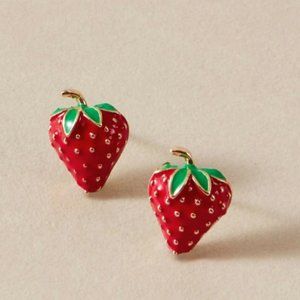 3/25 Strawberry Design Stud Earrings